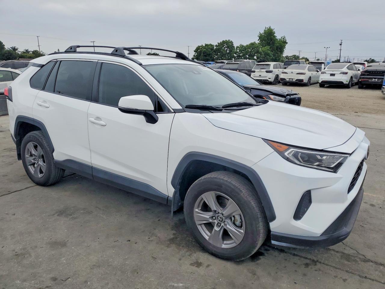 2024 Toyota Rav4 Xle - Image 4