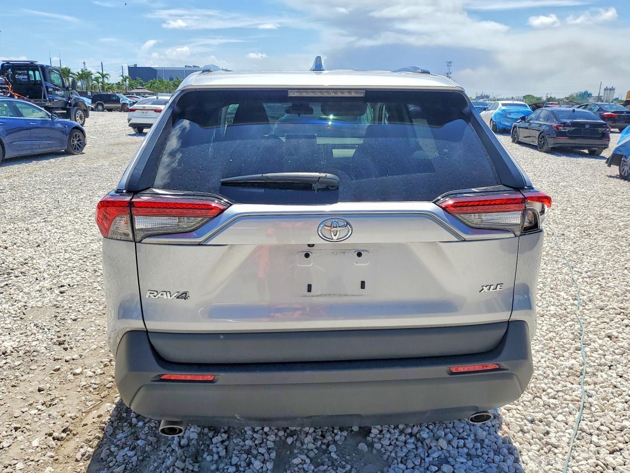 2025 Toyota Rav4 Xle - Фото 6