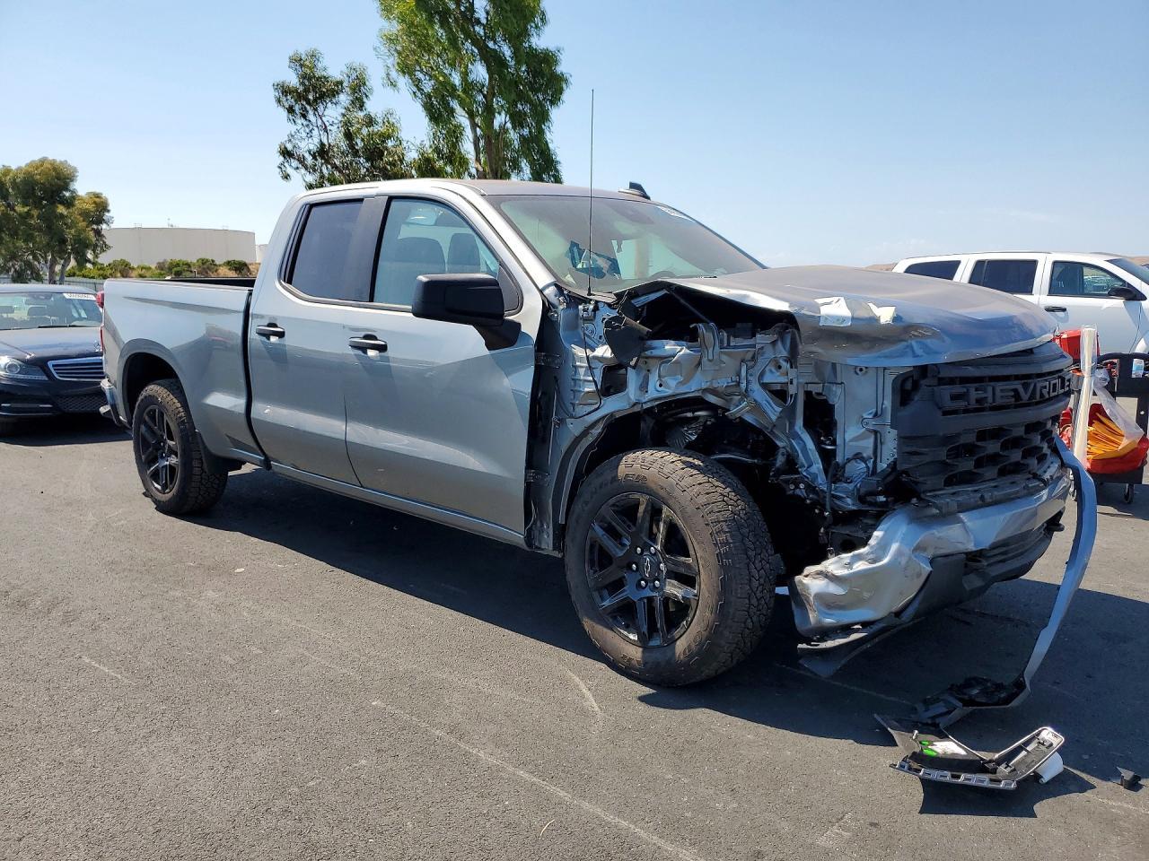 2026 Chevrolet Silverado C1500 Custom - Image 4