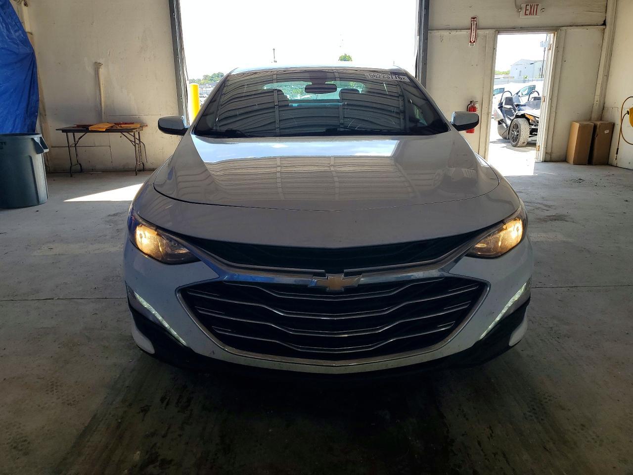2022 Chevrolet Malibu Lt - Image 5