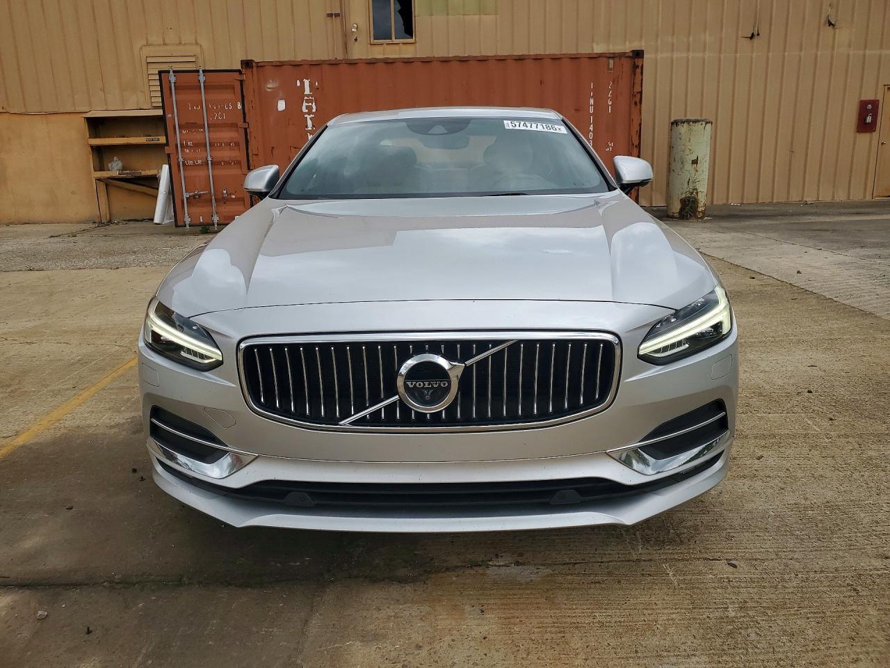 2018 Volvo S90 T6 Inscription - Image 5