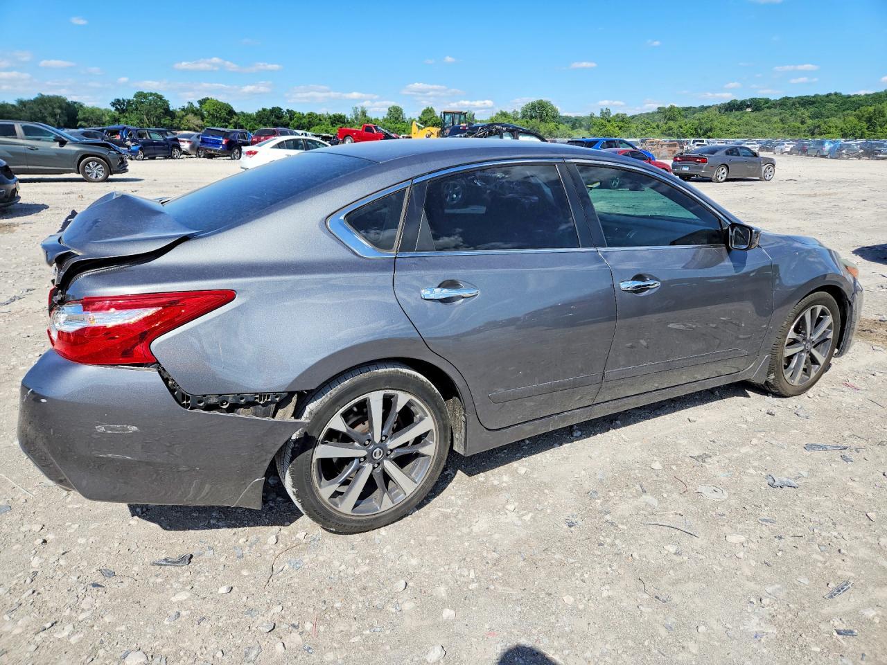 2016 Nissan Altima 2.5 Sr - Фото 3