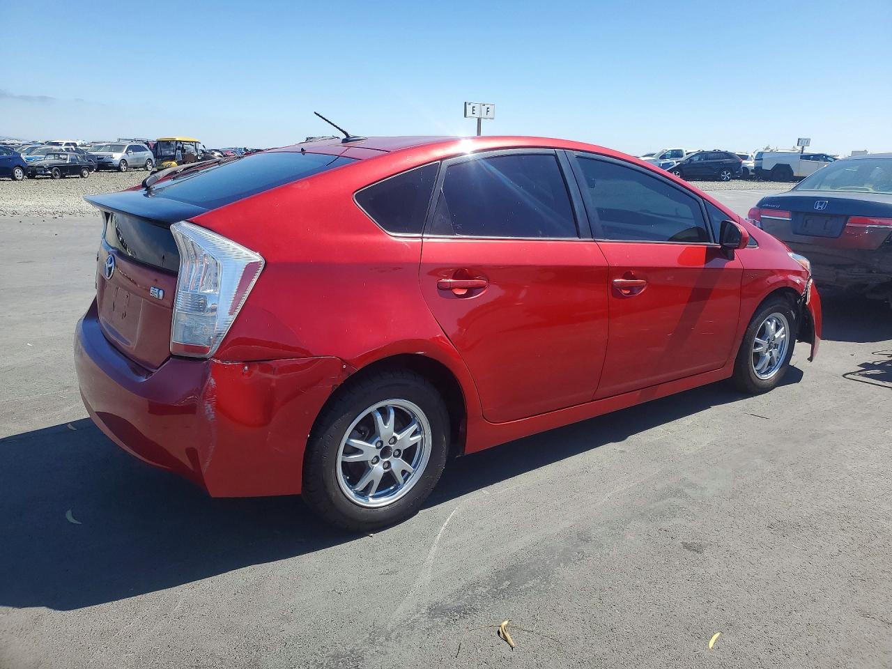 2010 Toyota Prius Ii - Image 3