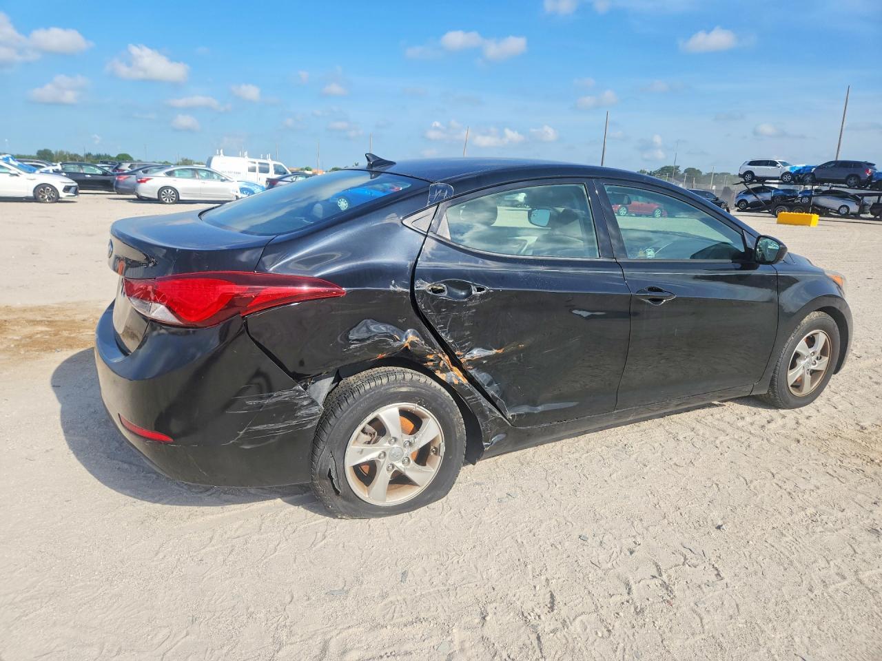 2014 Hyundai Elantra Se - Фото 3