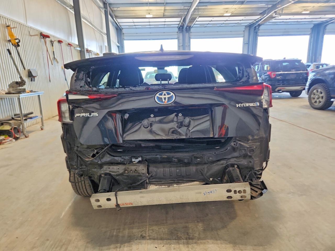 2019 Toyota Prius Le Awd-E - Фото 6