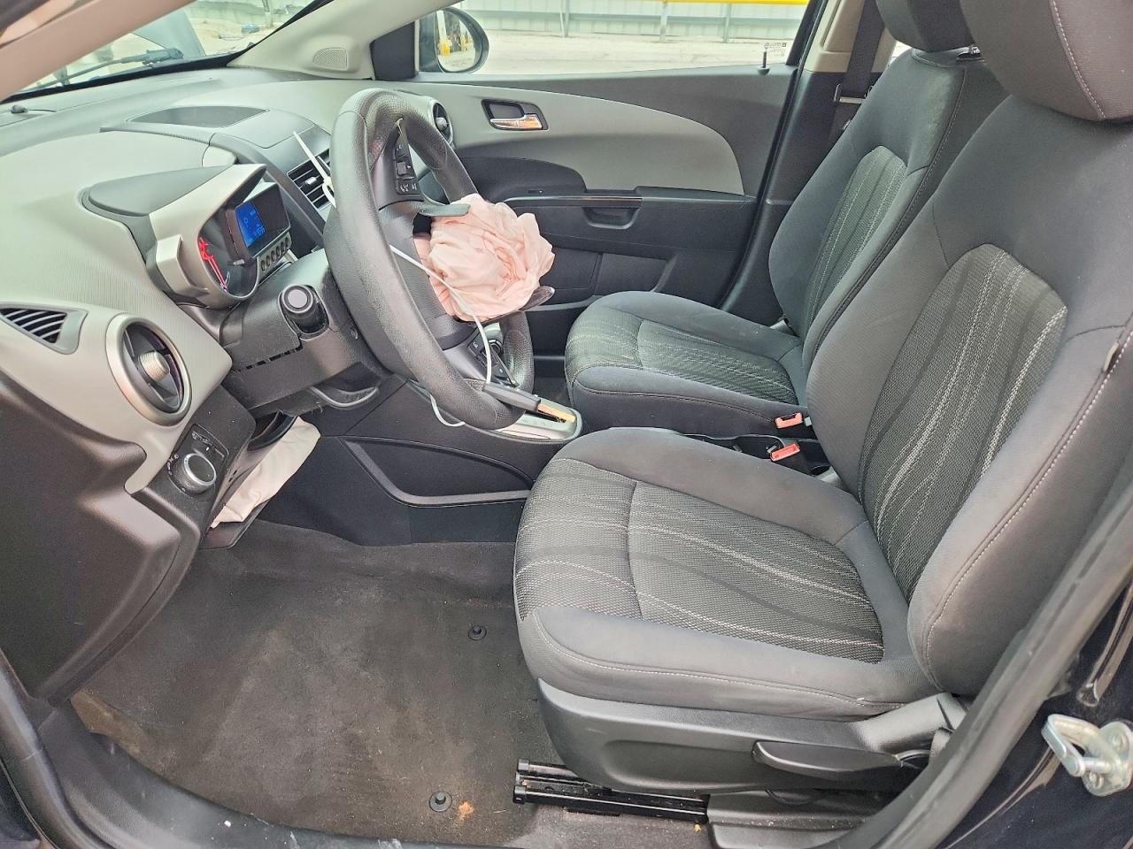 2013 Chevrolet Sonic Lt - Фото 7