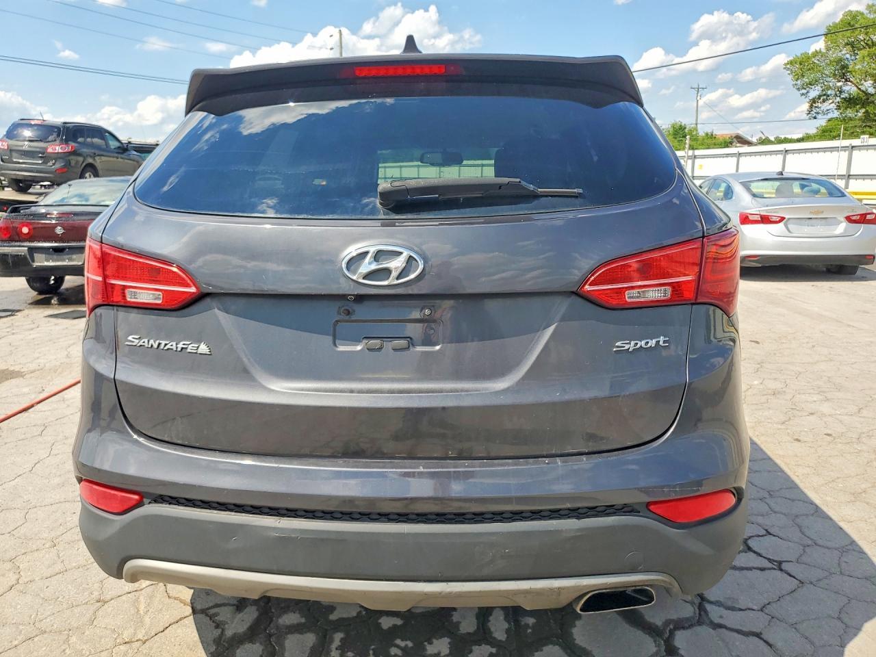 2016 Hyundai Santa Fe Sport 2.4L - Фото 6