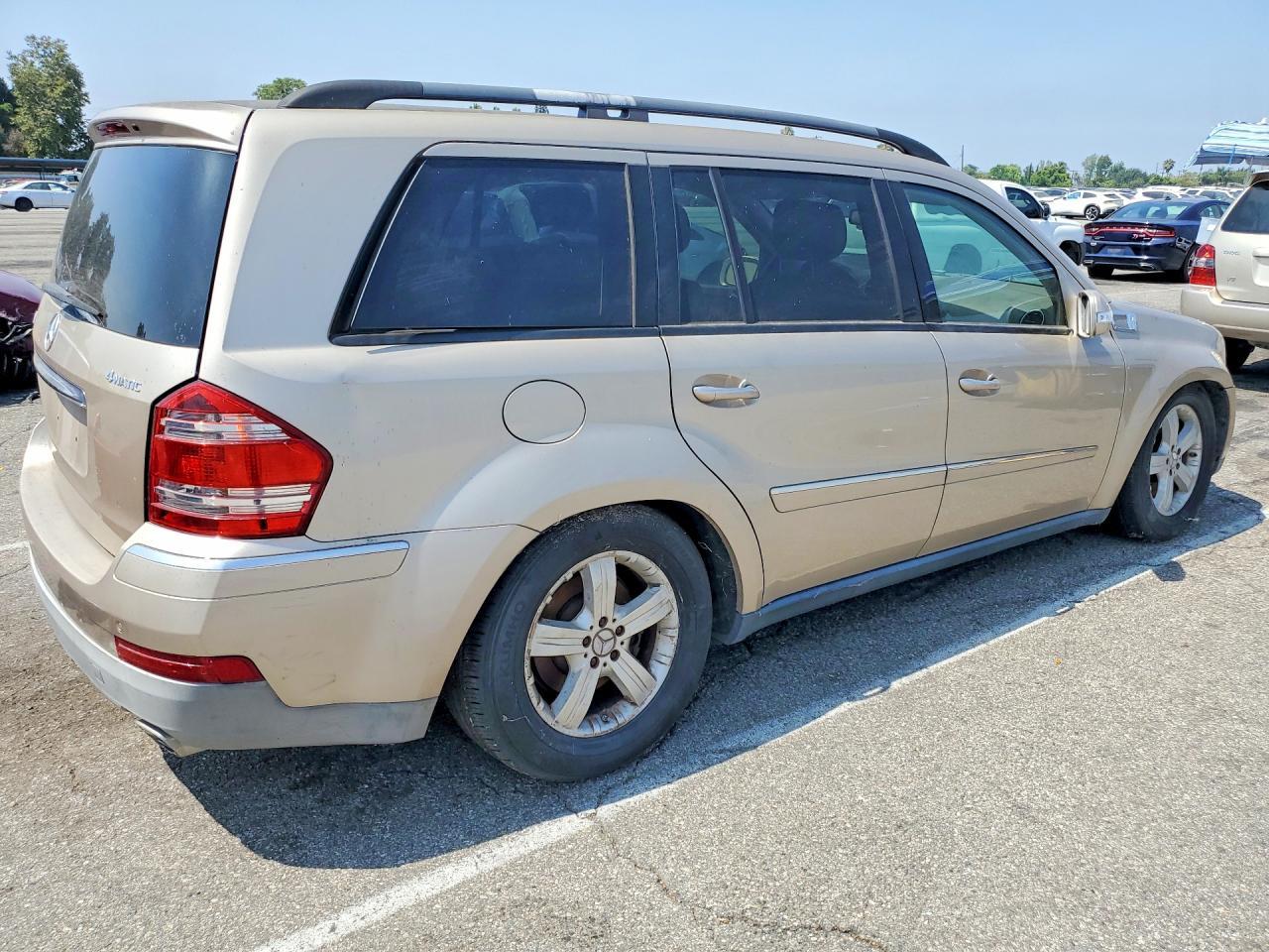 2007 Mercedes-Benz Gl 450 4Matic - Image 3