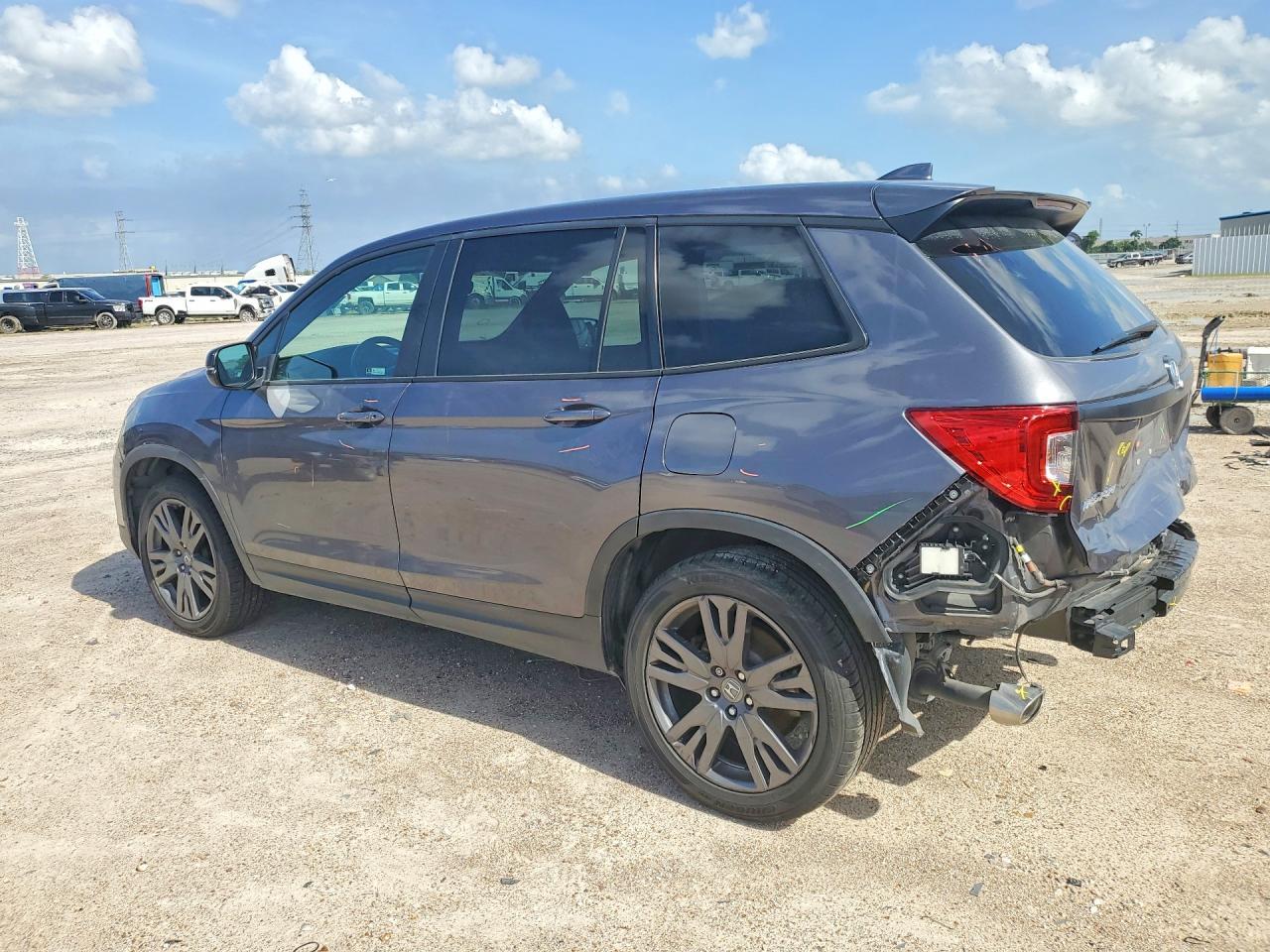 2021 Honda Passport Exl - Image 2