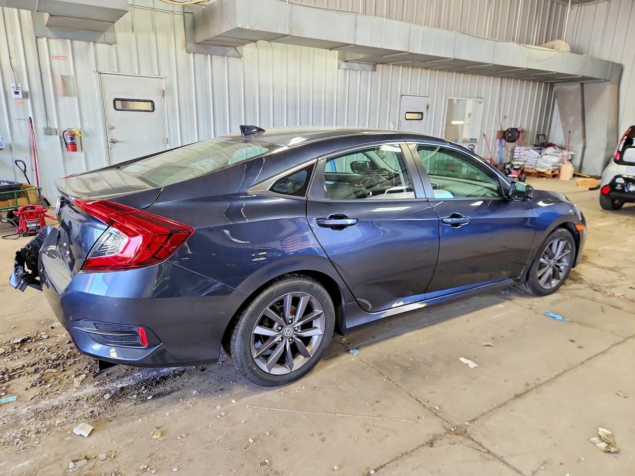 2021 Honda Civic - Фото 3
