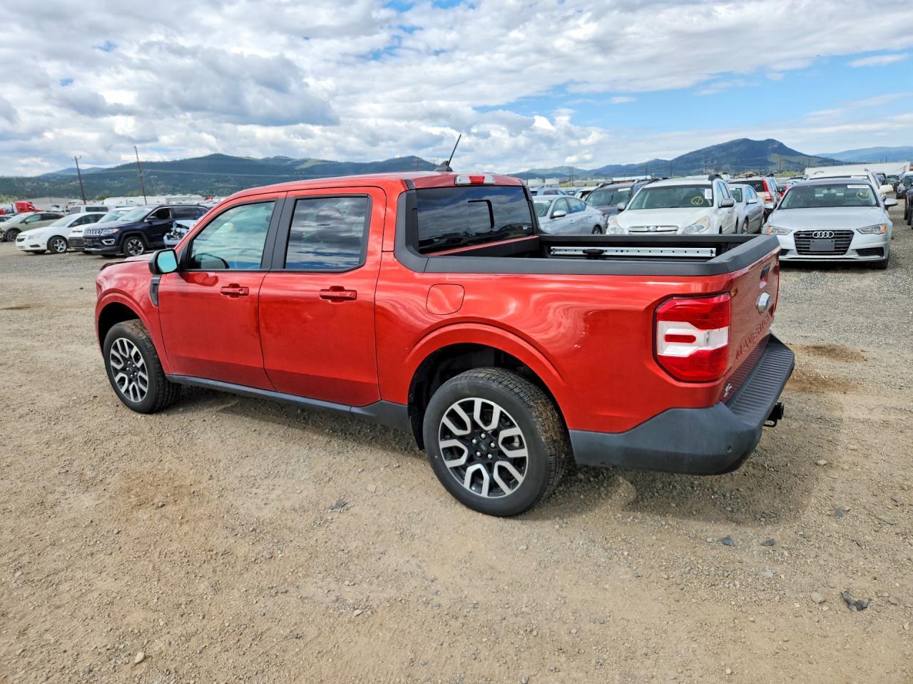 2024 Ford Maverick Lariat - Image 2