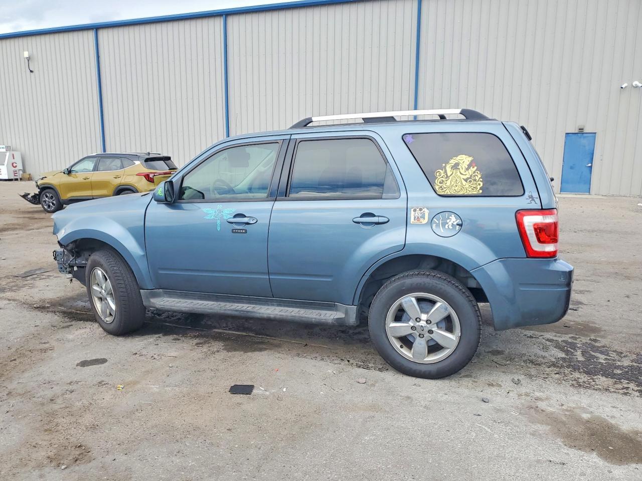 2011 Ford Escape Limited - Фото 2