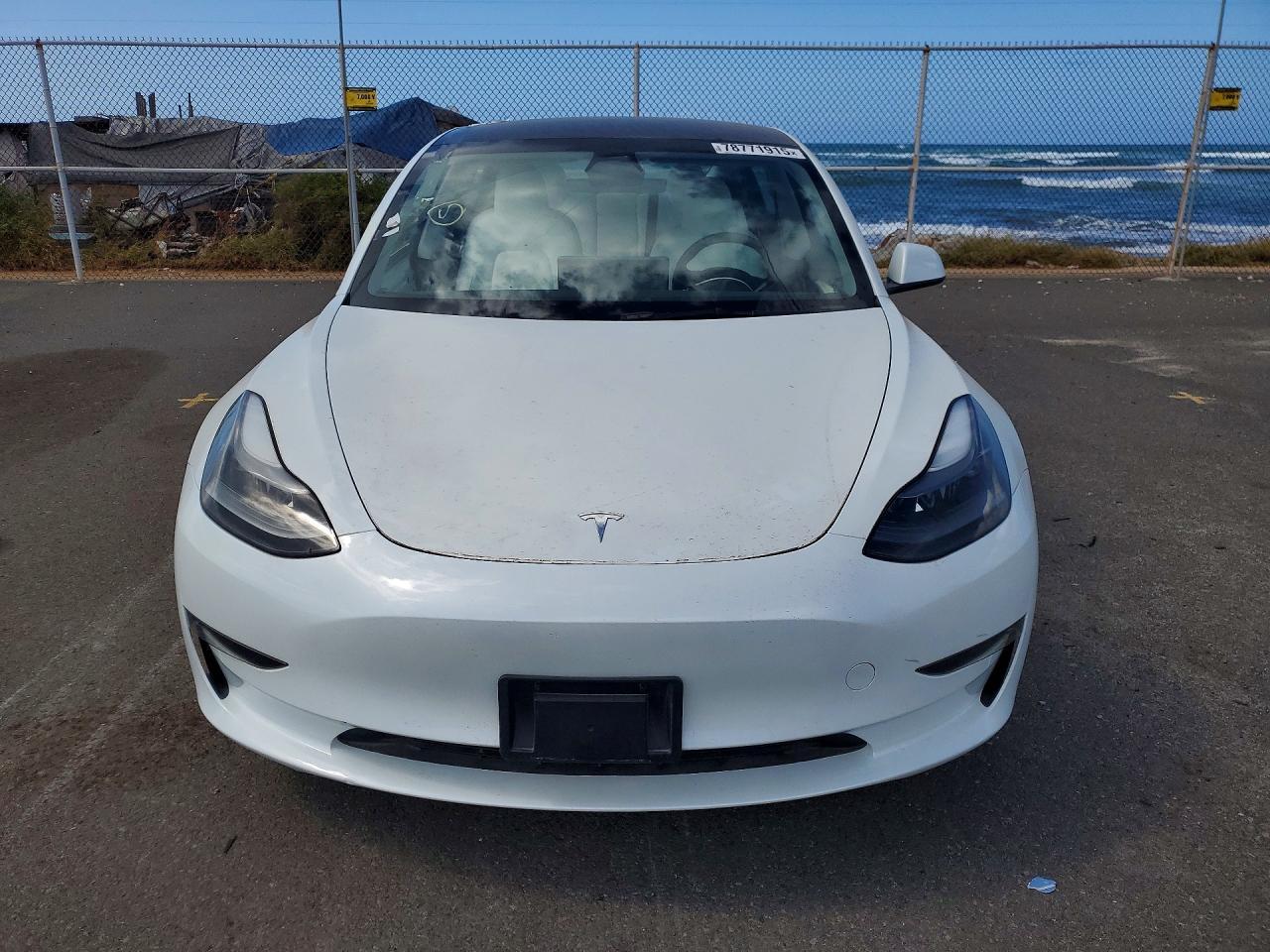 2023 Tesla Model 3 - Фото 5