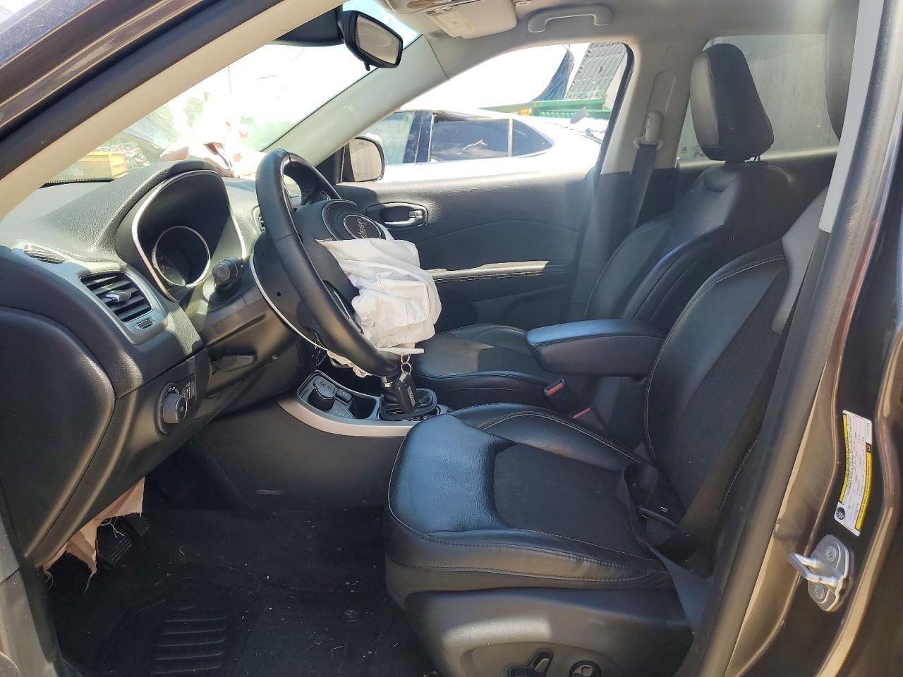 2018 Jeep Compass Latitude - Фото 7