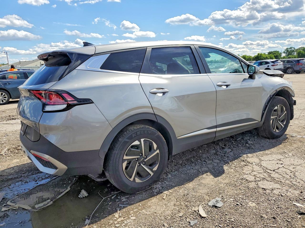 2023 Kia Sportage Lx - Фото 3