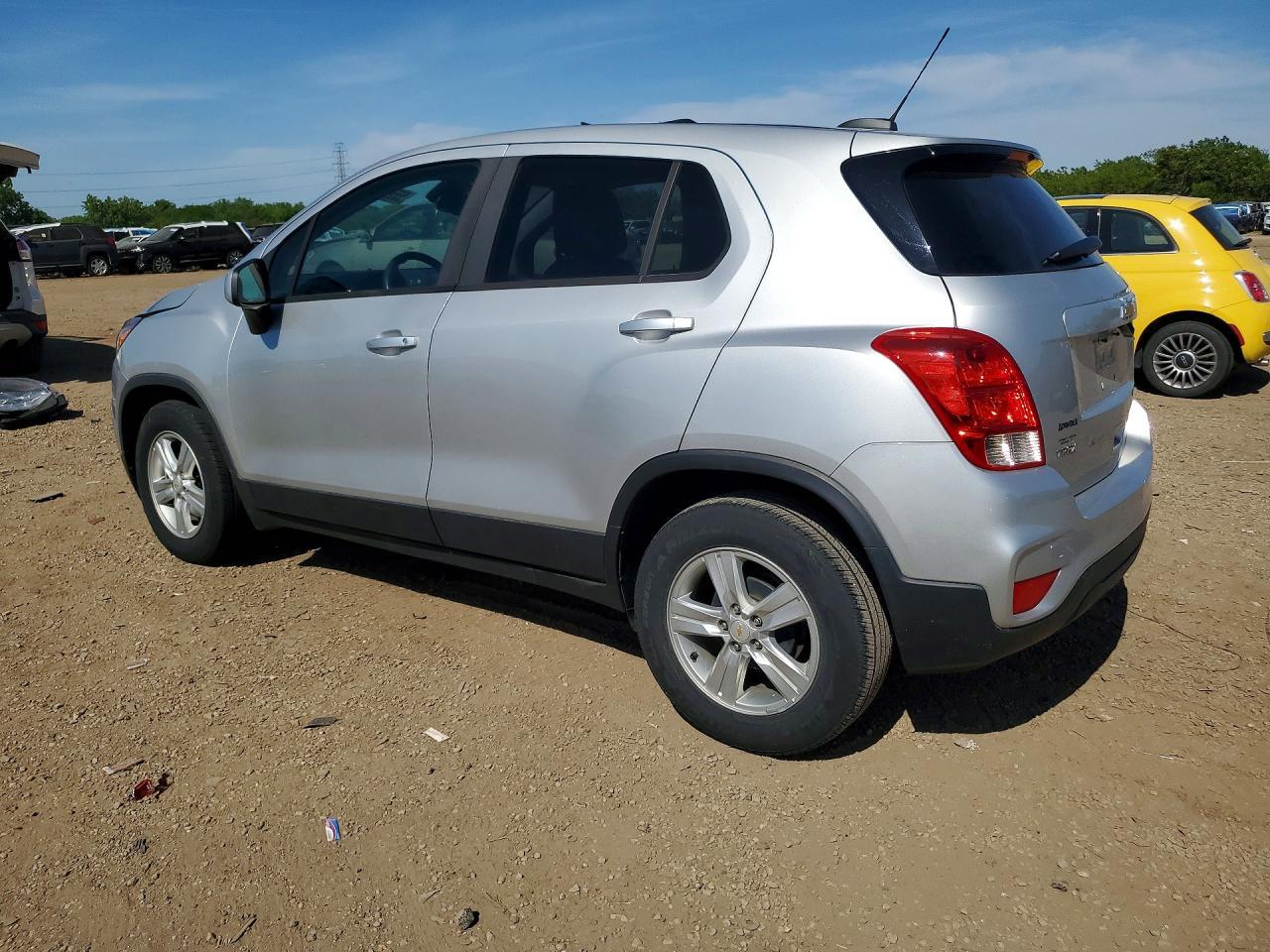 2020 Chevrolet Trax Ls - Фото 2