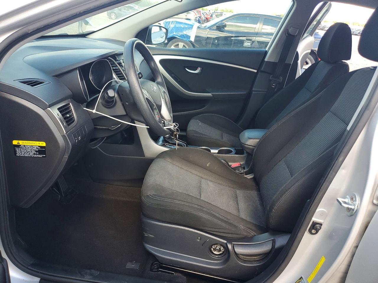 2016 Hyundai Elantra Gt Base - Image 7