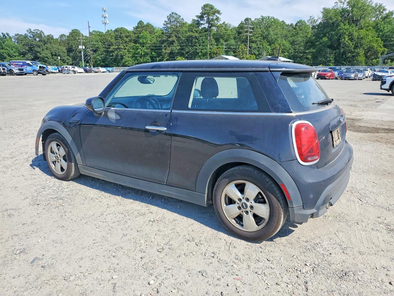 2022 Mini Cooper - Image 2
