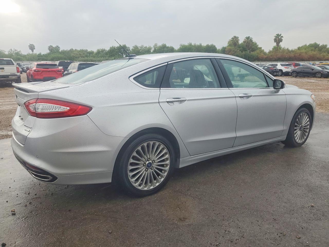 2016 Ford Fusion Titanium - Image 3
