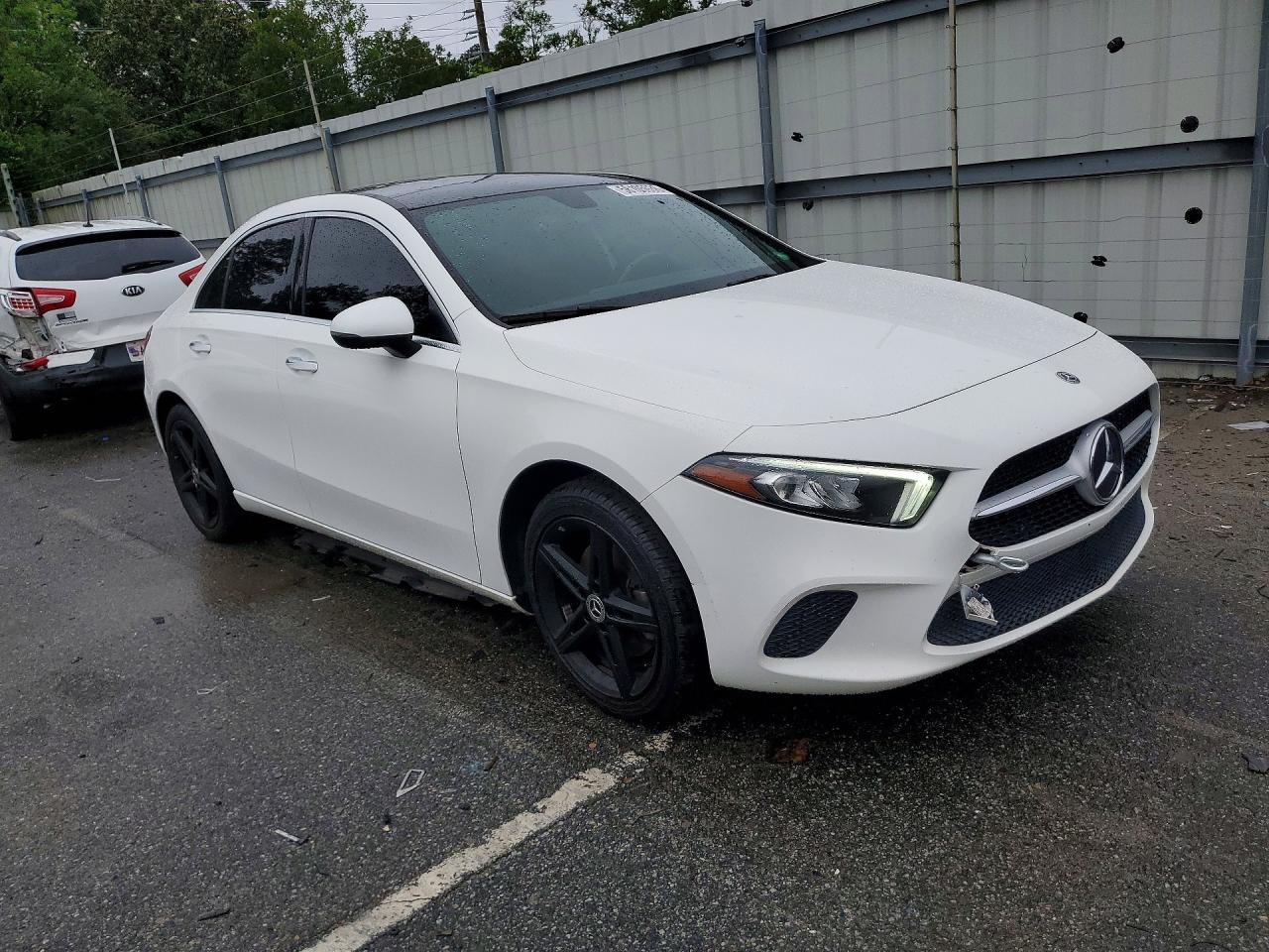 2019 Mercedes-Benz A 220 4Matic - Фото 4