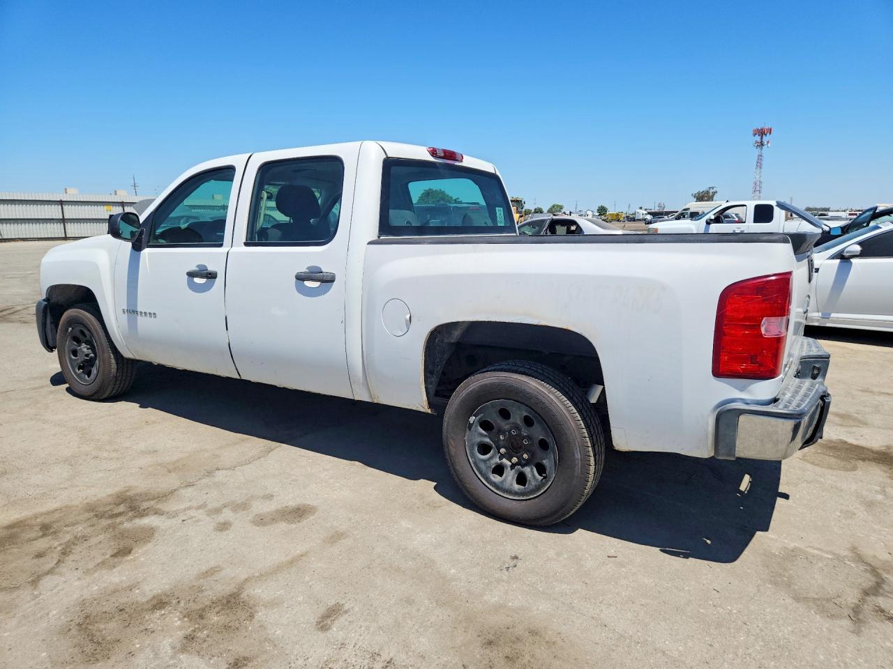 2009 Chevrolet Silverado K1500 - Image 2