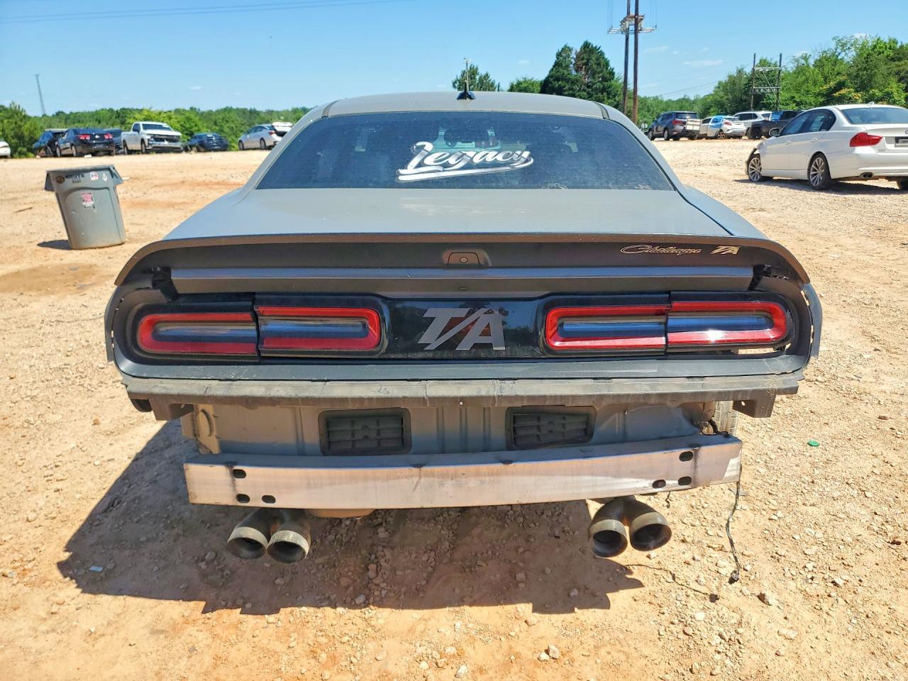 2018 Dodge Challenger R - Image 6