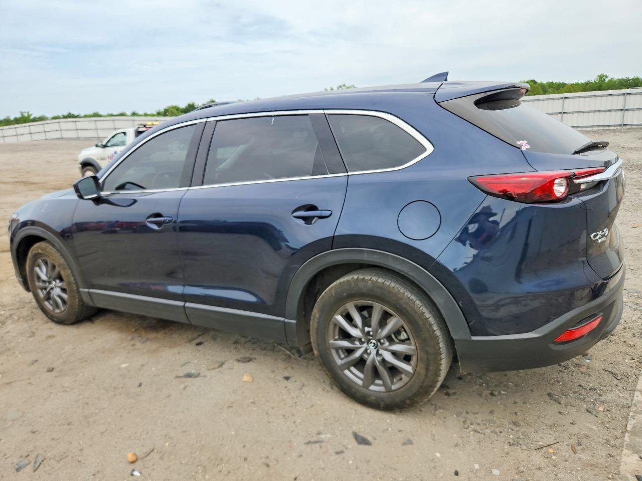 2023 Mazda Cx-9 Touring - Image 2