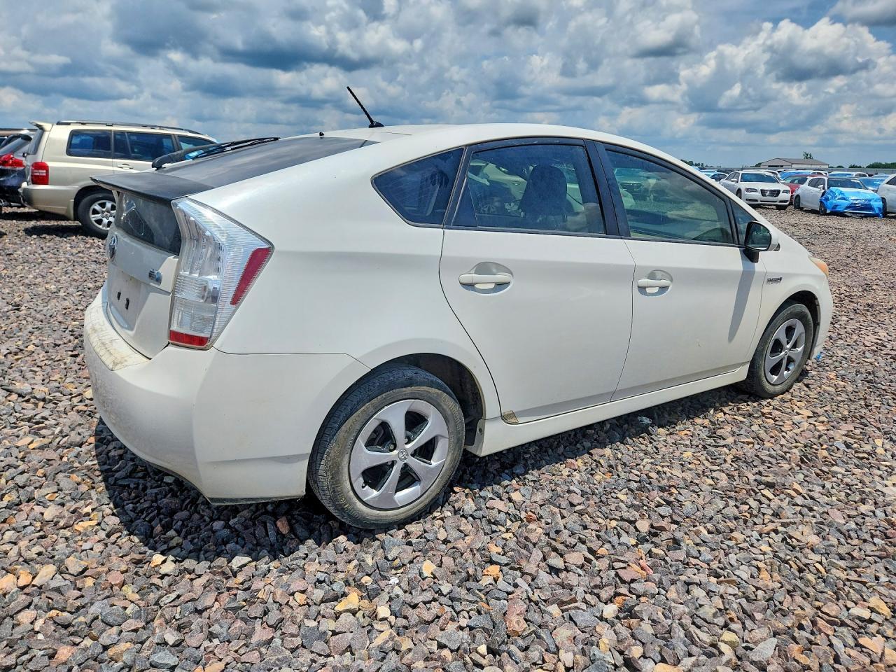 2013 Toyota Prius Two - Image 3