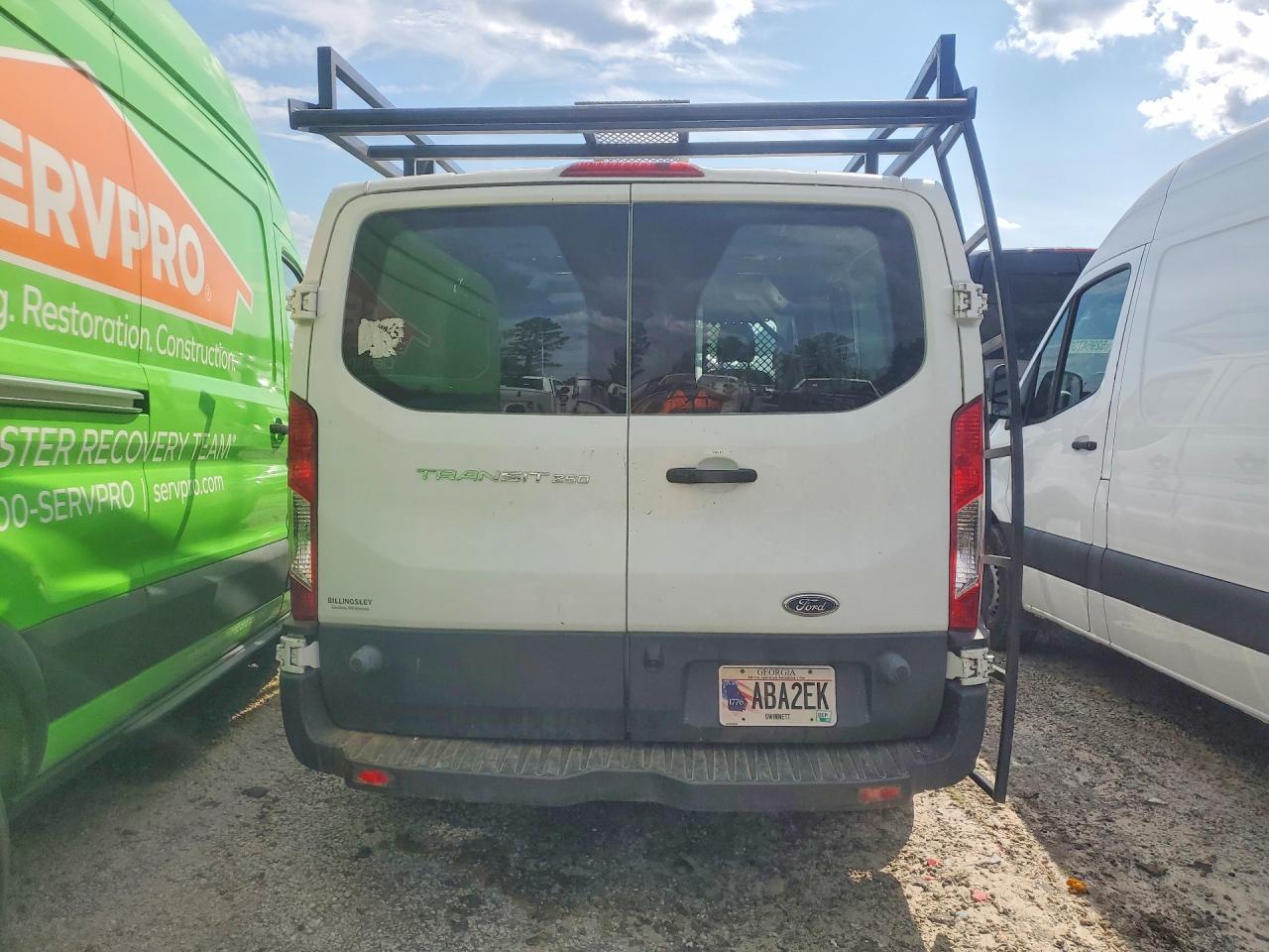 2015 Ford Transit T-250 - Фото 6