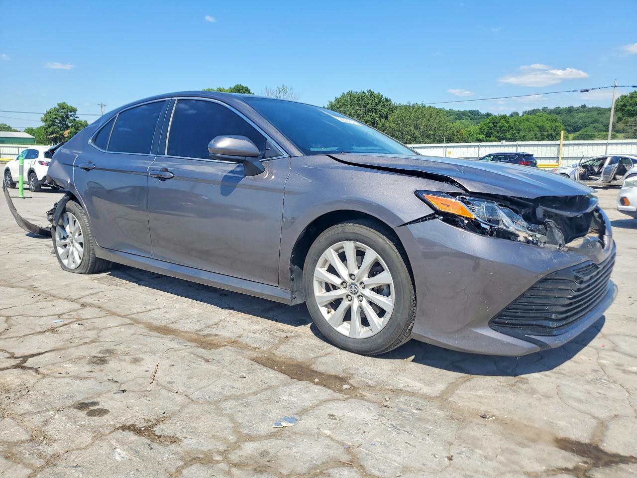 2019 Toyota Camry Le - Image 4
