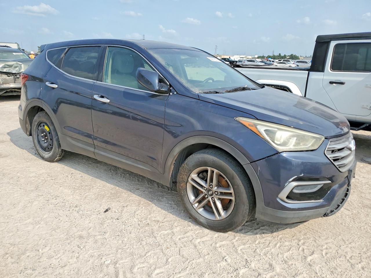2017 Hyundai Santa Fe Sport 2.4L - Фото 4