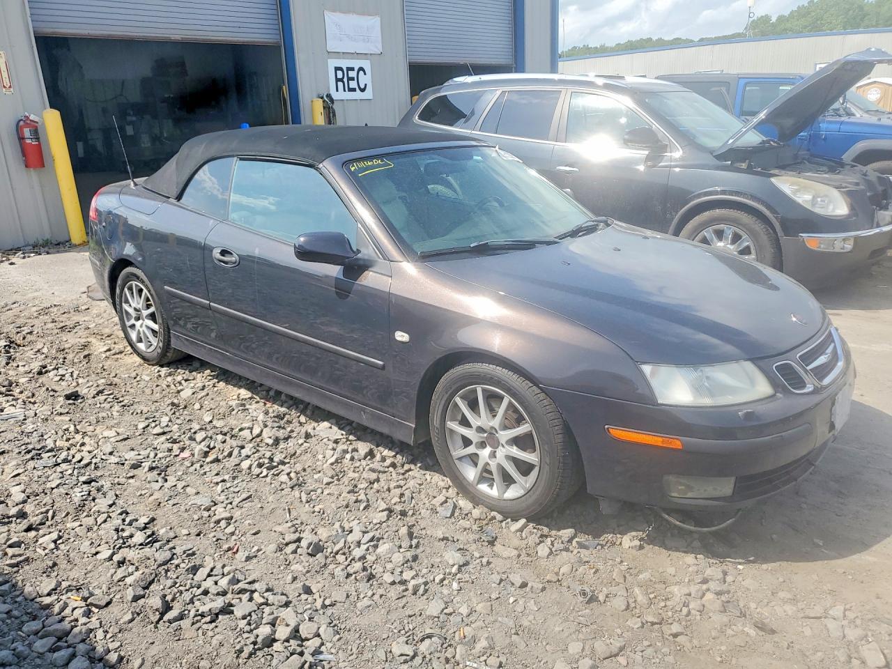2004 Saab 9-3 Arc - Image 4
