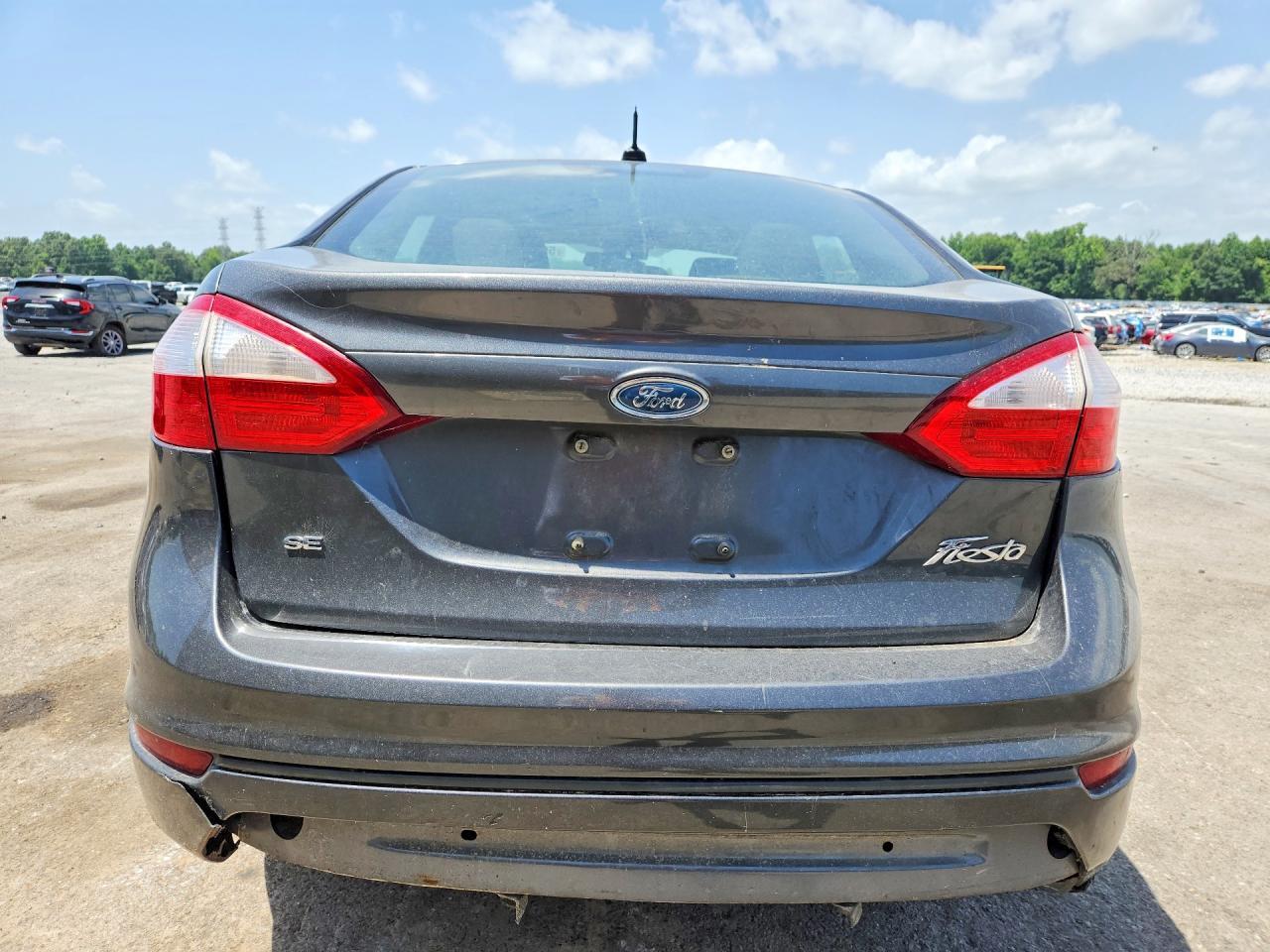 2017 Ford Fiesta - Image 6