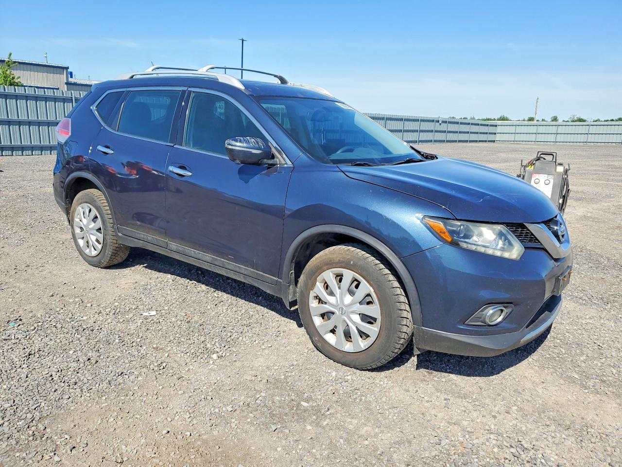 2015 Nissan Rogue S - Image 4