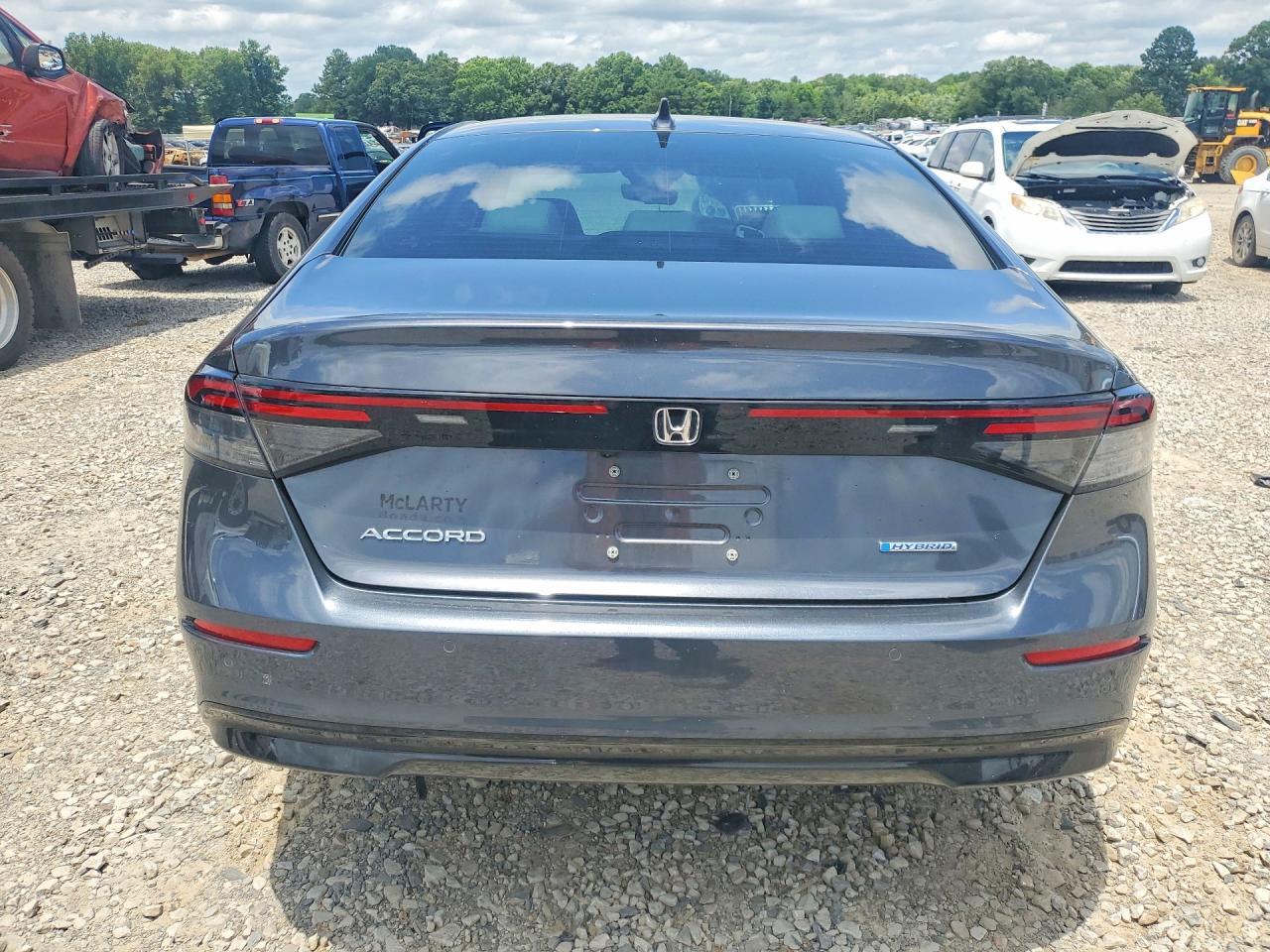 2025 Honda Accord Hybrid Exl - Image 6