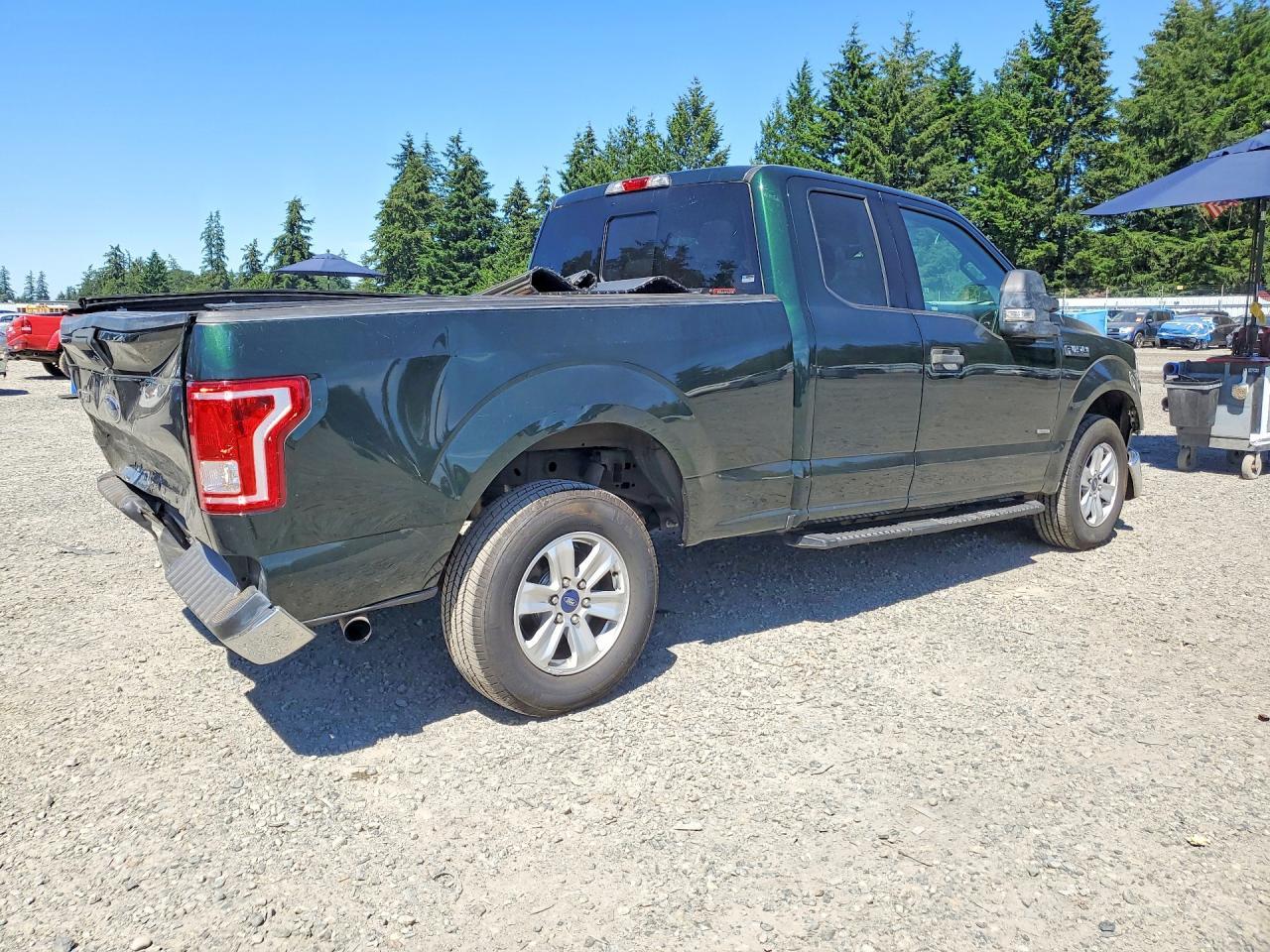 2016 Ford F150 Super Cab - Image 3