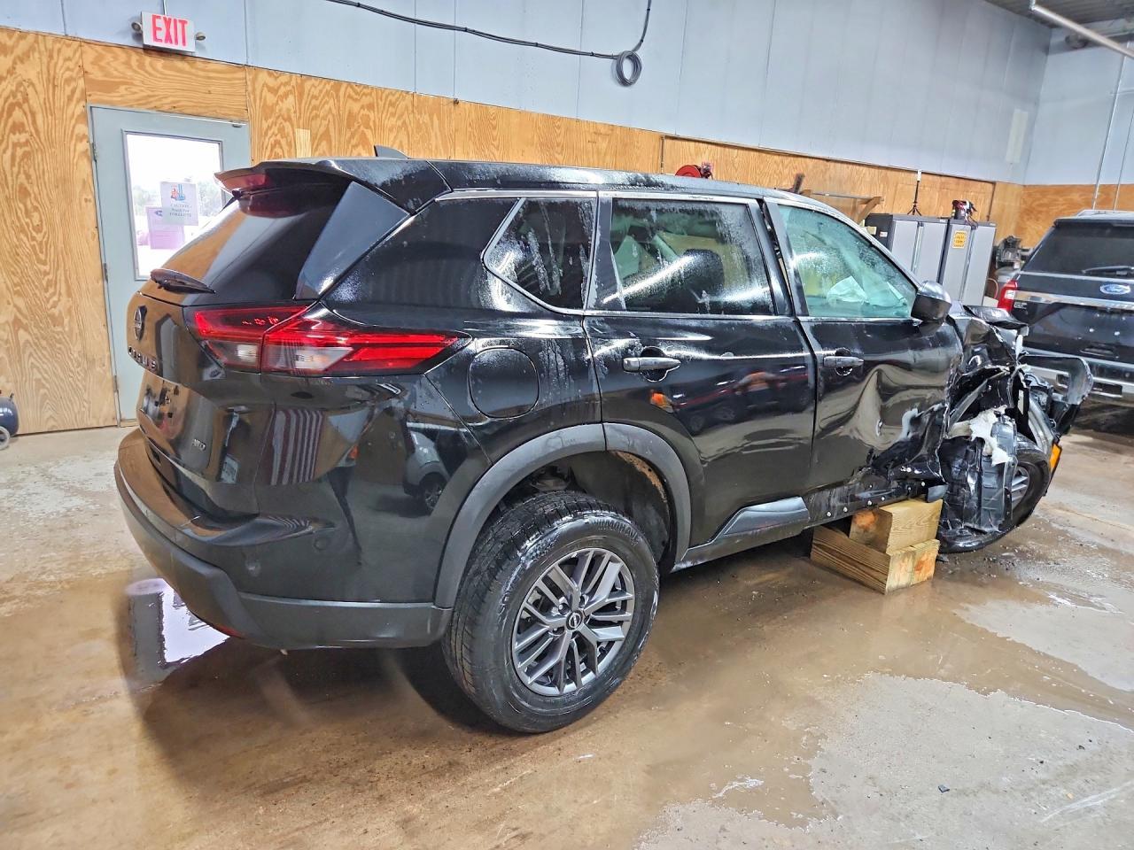 2024 Nissan Rogue S - Фото 3
