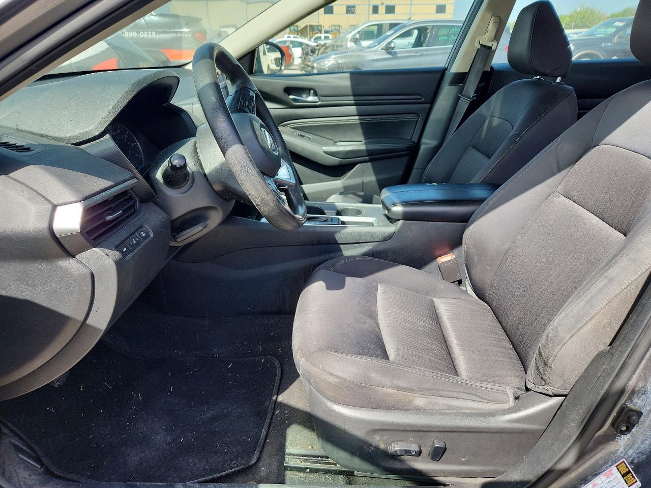 2019 Nissan Altima S - Фото 7