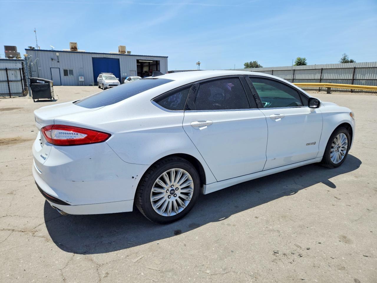 2013 Ford Fusion Se Hybrid - Image 3
