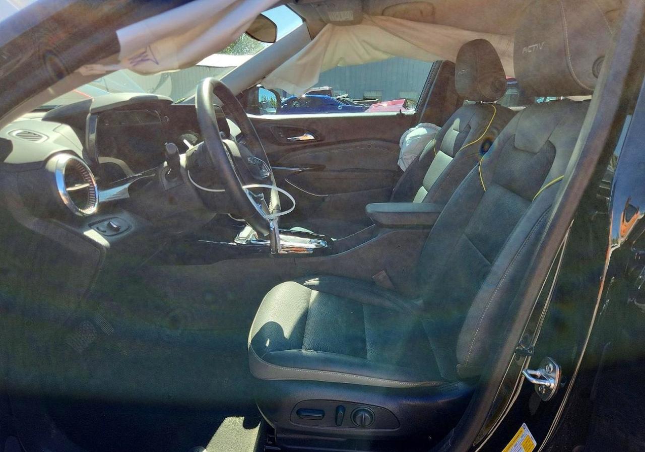 2025 Chevrolet Trax Activ - Image 7