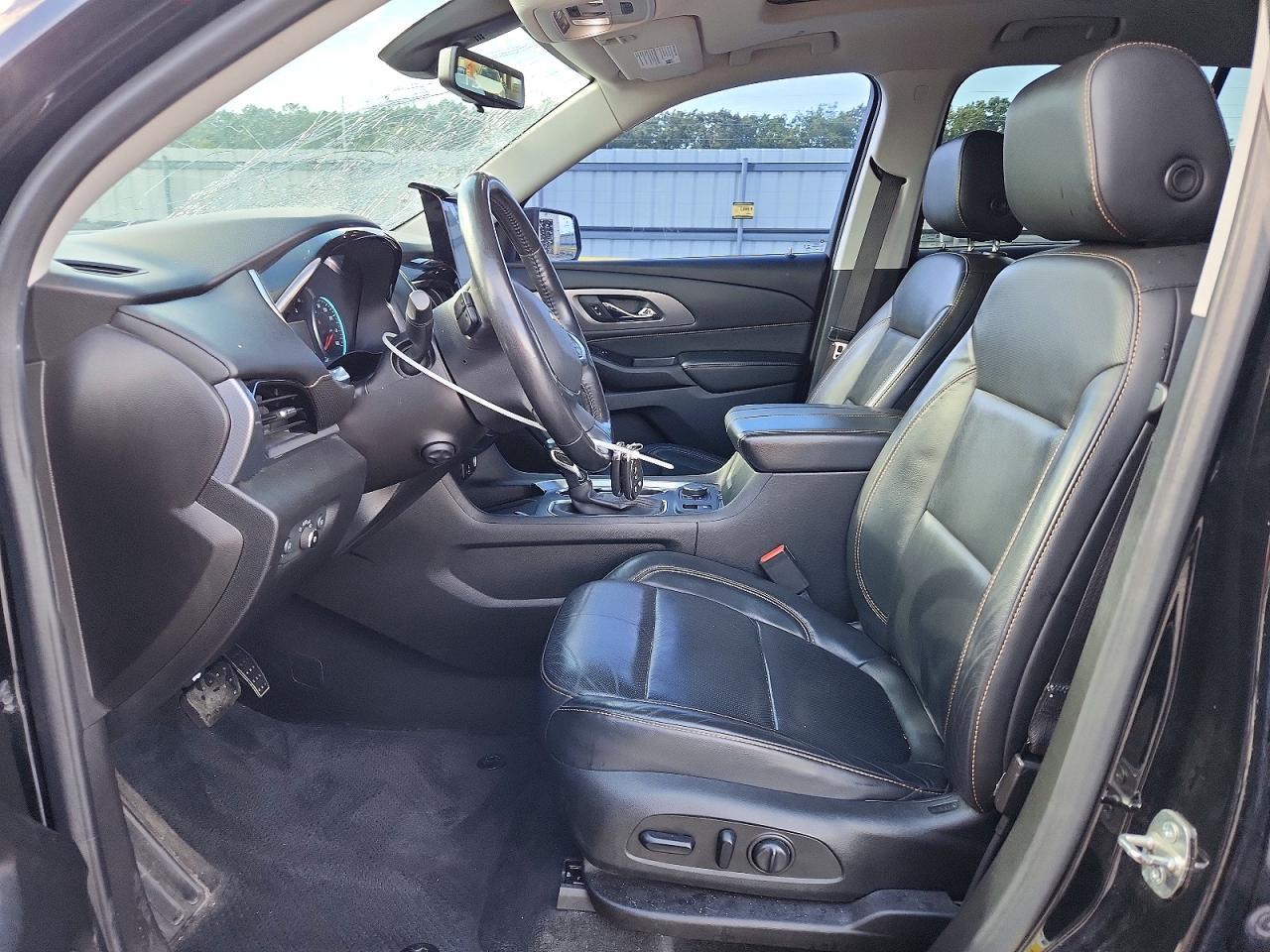 2021 Chevrolet Traverse Premier - Фото 7
