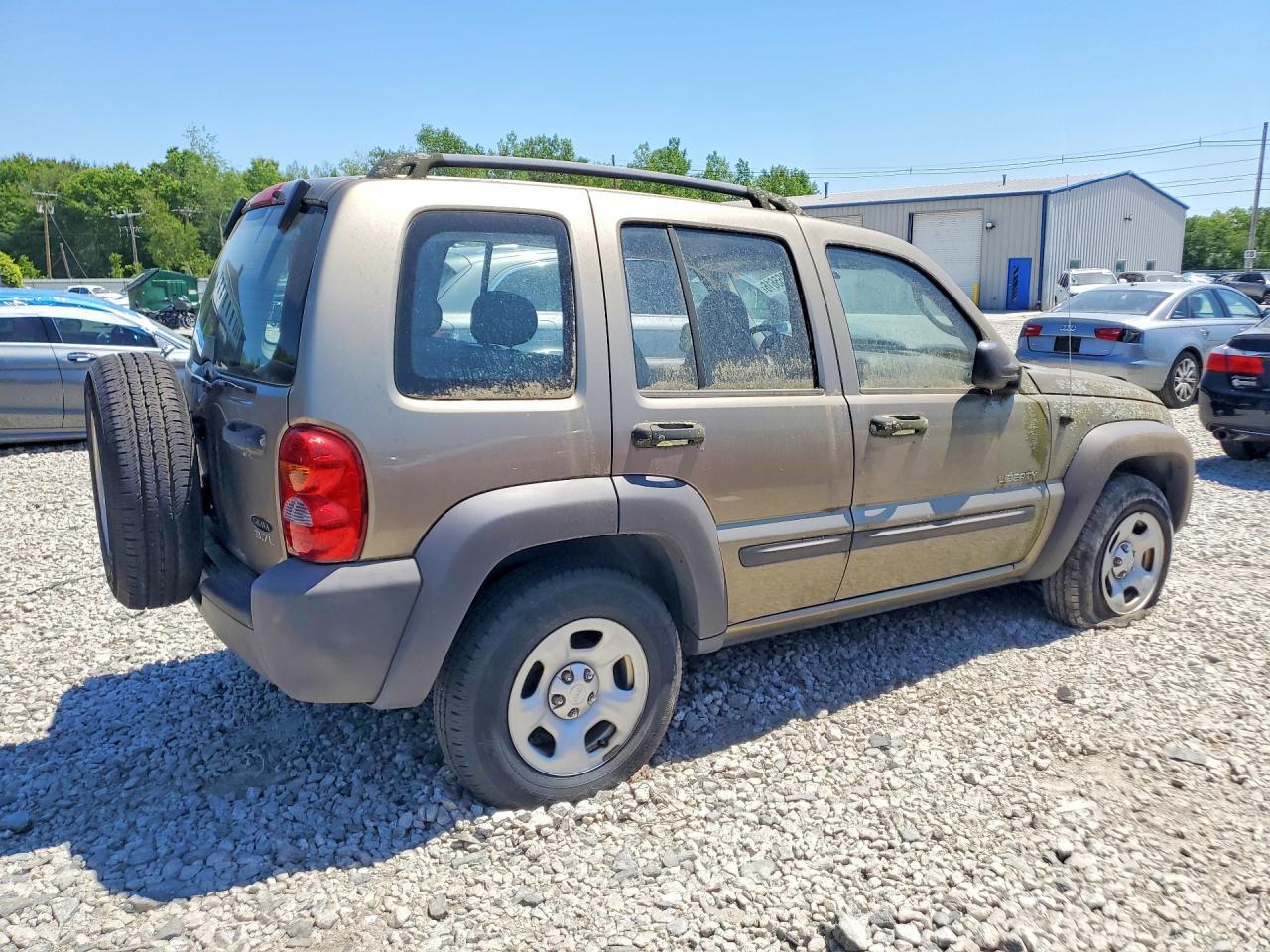 2004 Jeep Liberty Sport - Фото 3
