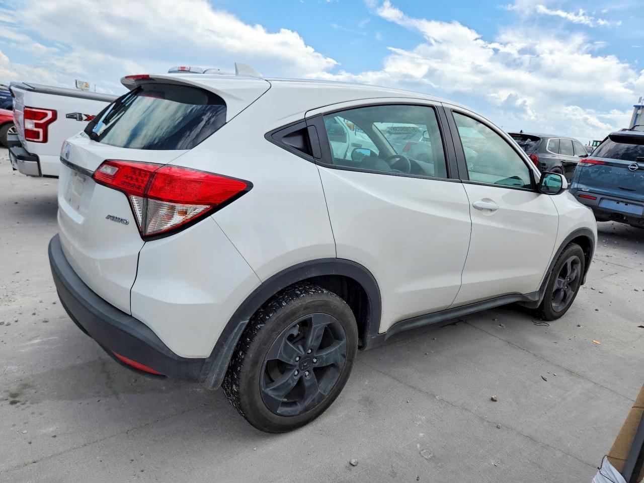 2021 Honda Hr-V Lx - Фото 3
