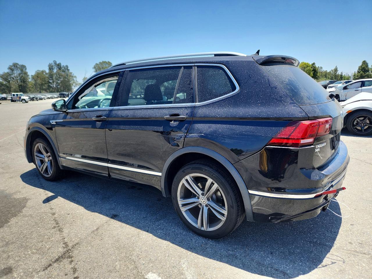 2019 Volkswagen Tiguan Se - Фото 2
