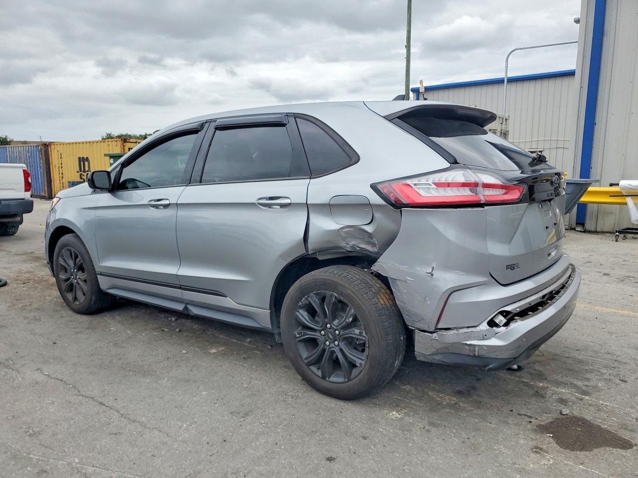 2022 Ford Edge Se - Фото 2