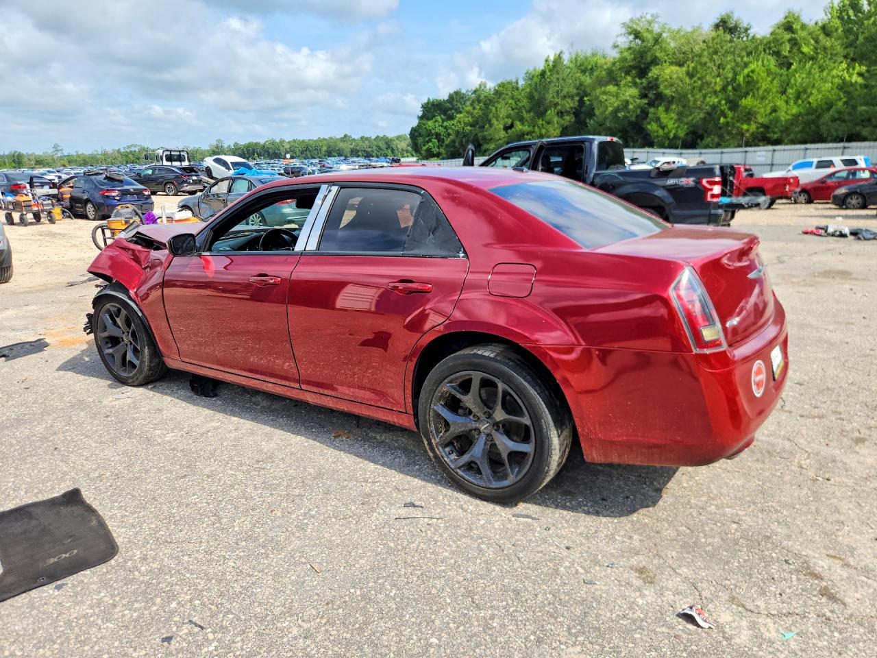 2014 Chrysler 300 S - Фото 2