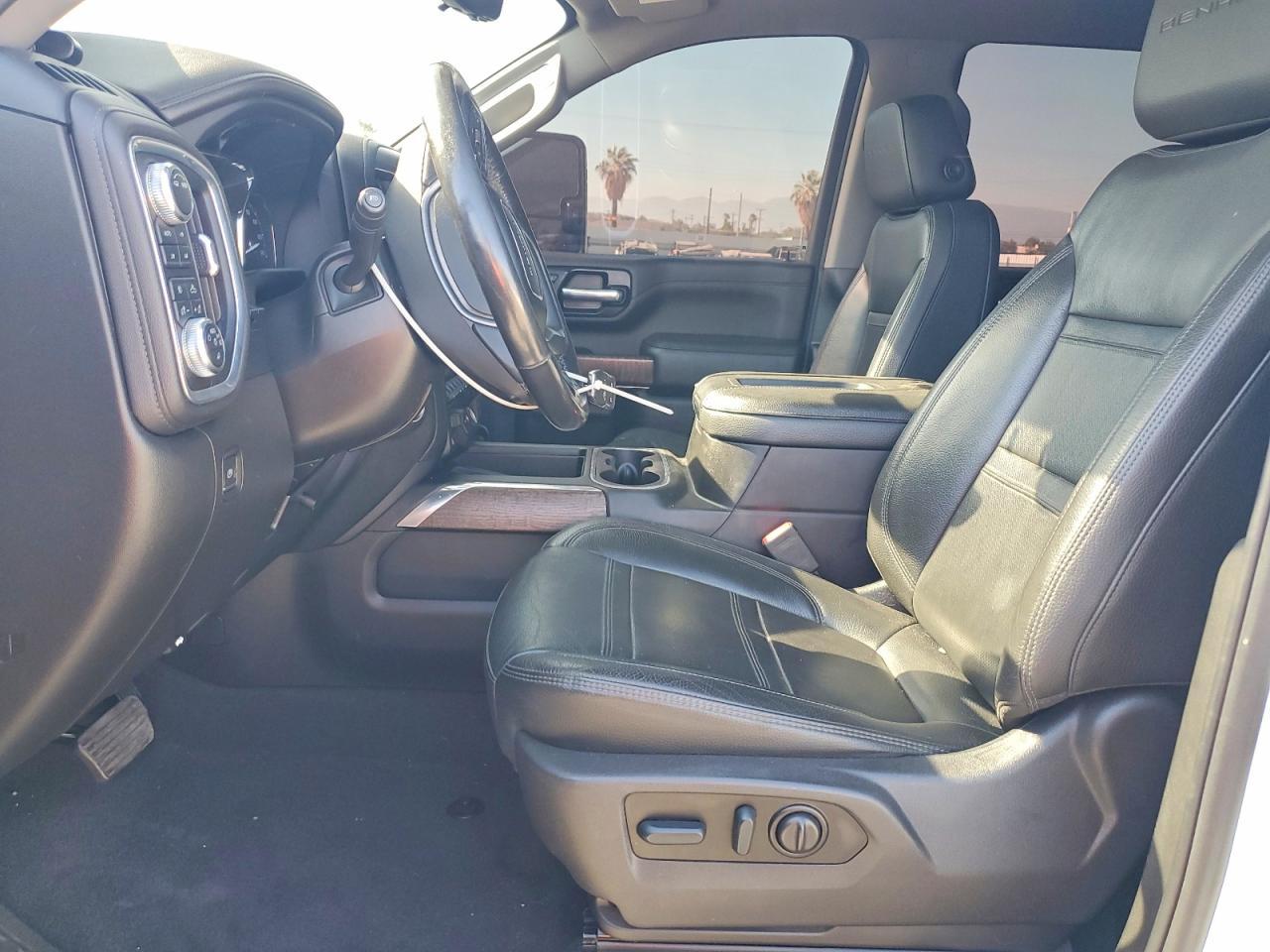 2022 GMC Sierra K3500 Denali - Фото 7