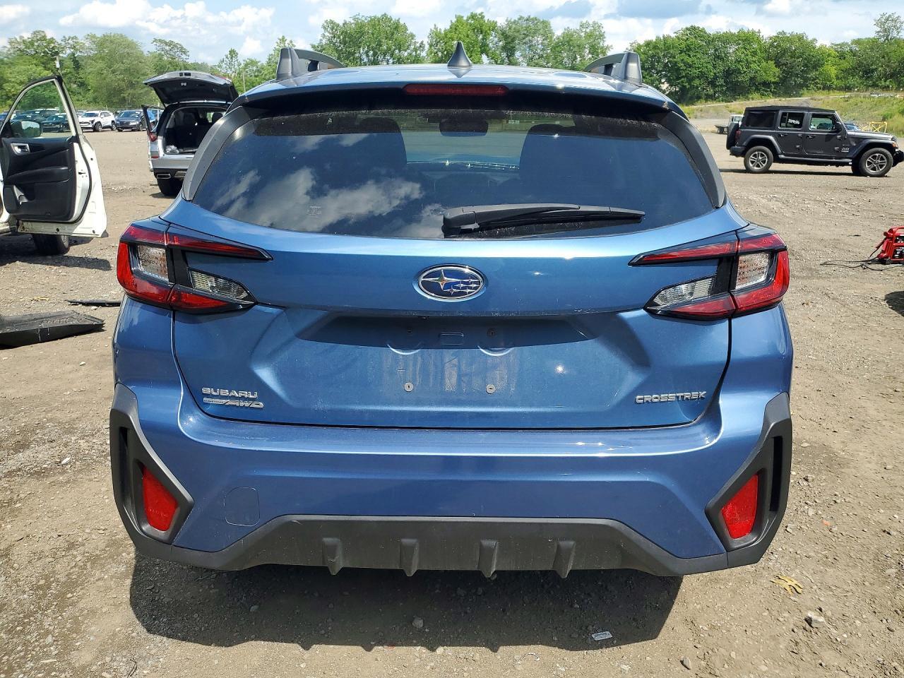 2024 Subaru Crosstrek Premium - Image 6