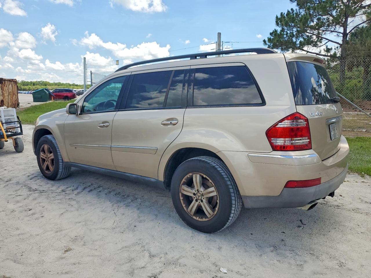 2007 Mercedes-Benz Gl 450 4Matic - Image 2