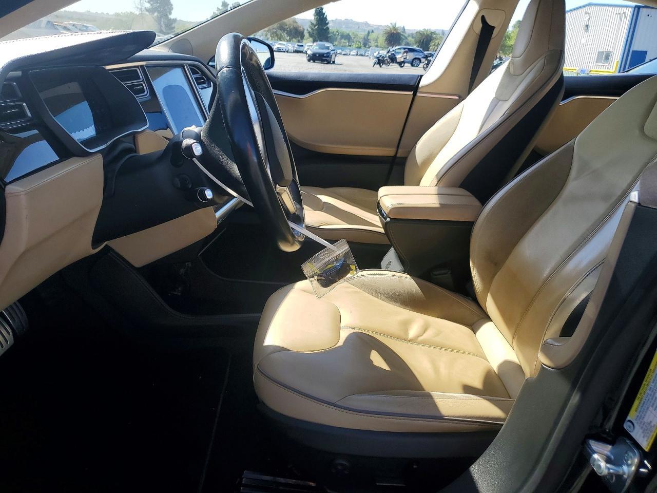 2014 Tesla Model S - Фото 7